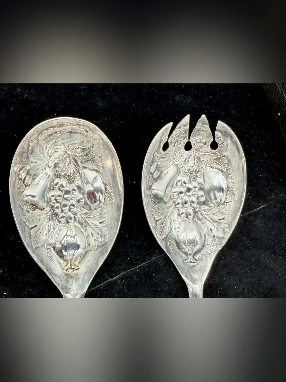 Vintage 1950s Raimond Sheffield England Silverplate Grape Salad Serving Set